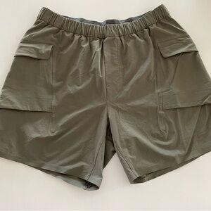 Men’s Lululemon Diffraction Cargo Short Size L